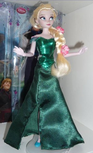  Elsa Doll (Fan Made)