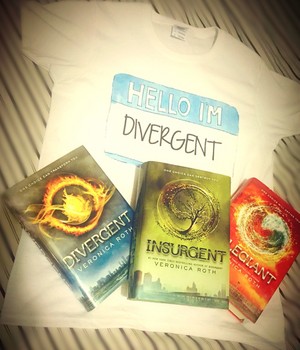  Hello I am Divergent