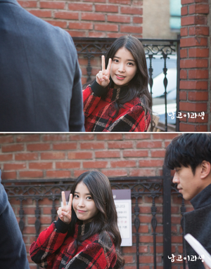  IU filming her commercial
