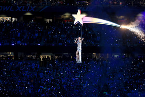  Katy Perry Performs in the Super Bowl XLIX Halftime mostrar
