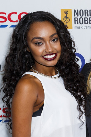  Leigh attend Nordoff Robbins Rugby makan malam