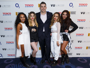  Little Mix attend Nordoff Robbins Rugby رات کے کھانے, شام کا کھانا