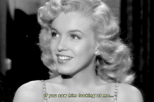  Marilyn Monroe's Beautiful long hairs