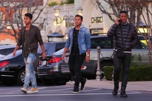  jaafar jackson, jermajesty and jermaine jackson at the commons in calabasas