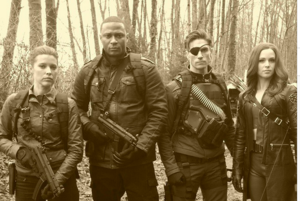  ऐरो - Season 3 - बी टी एस Look at The Suicide Squad