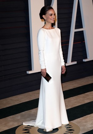 Attending the 2015 Vanity Fair Oscar Party in Beverly Hills, CA (Feb 23rd 2015)