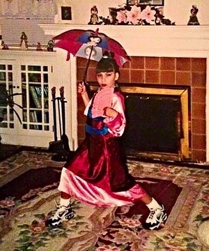 Disney Princess costume: Mulan