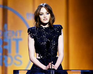  Emma Stone at the 2015 Film Independent Spirit Awards at Santa Monica strand on February 21st, 2015 i