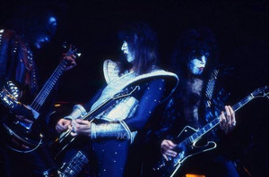  吻乐队（Kiss） 1978