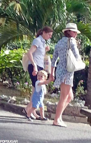  Kate Middleton With Prince George on Vacation