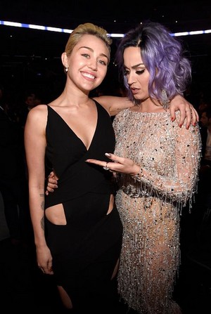  Katy and Miley 2015 Grammys