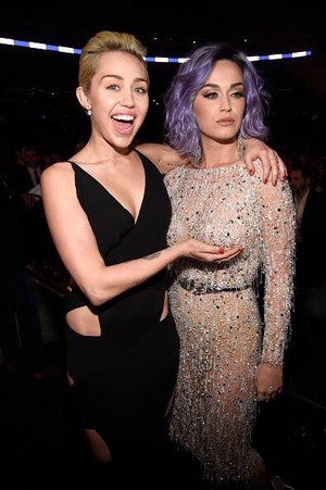  Katy and Miley 2015 Grammys