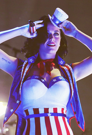 Katy performing at The Kids’ Inaugural Concert - 01.19.2013