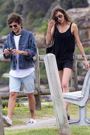  Louis and Eleanor at Bondi strand