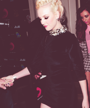  Perrie Edwards ♡
