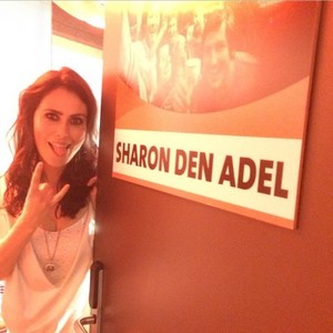  Sharon मांद, डेन Adel
