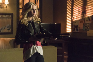  TVD "A Bird In A Gilded Cage" (6x17) promotional picture