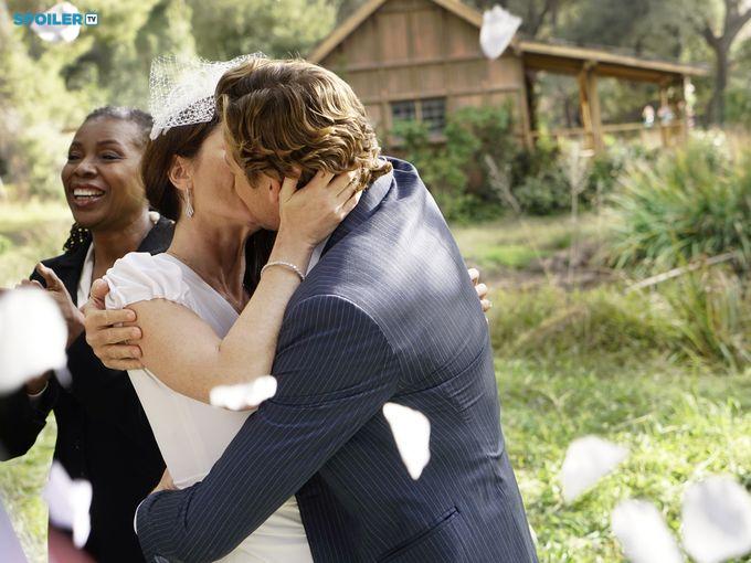The Mentalist - Episode 7.13 - White Orchids (Series Finale) - First Look Wedding Photos