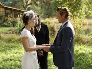  The Mentalist - Episode 7.13 - White Orchids (Series Finale) - First Look Wedding 사진