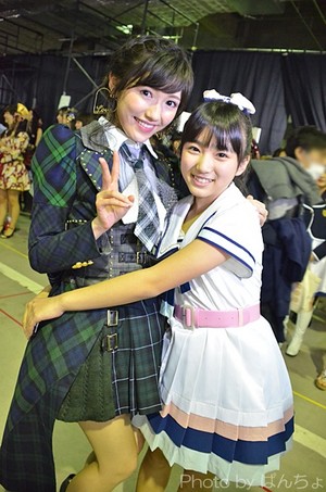  Watanabe Mayu and Tanaka Miku
