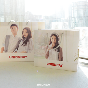  [MERCHANDISE] 150309 UNIONBAY paper shopping bags feat. 李知恩 and Lee Hyun Woo