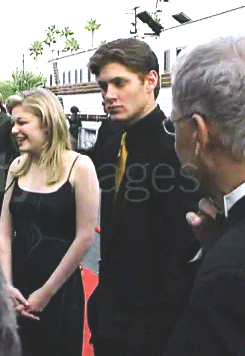  Jensen Ackles attends the 25th American 음악 Awards - 1998