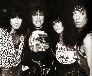  吻乐队（Kiss） 1988