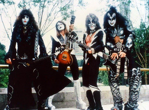  KISS ~Central Park NYC 1976