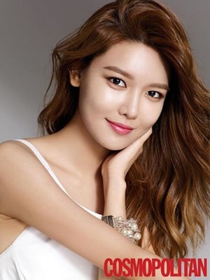  Sooyoung - Cosmopolitan March 2015,