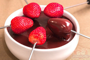  Strawberries and cokelat
