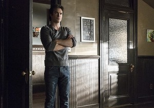  The Vampire Diaries 6.17 ''A Bird in a Gilded Cage''