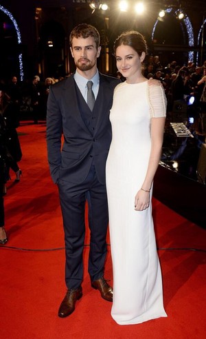  Theo and Shai at Insurgent premiere