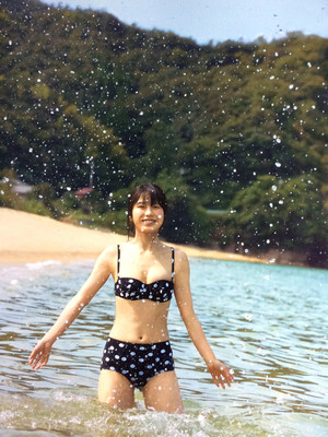  Yokoyama Yui 1st Photobook: Yuihan