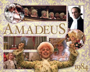  Amadeus kertas dinding