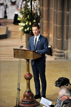  Benedict Cumberbatch - Richard III Burial