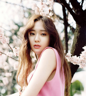 F(x) Krystal for Vogue Girl May 2015 