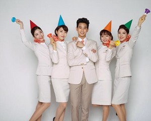  Jeju Air releases the promotional pictorial for their newest face, actor Kim Soo Hyun