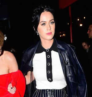 Katy Perry at Karl Lagerfeld’s Chanel perahu Party in NY