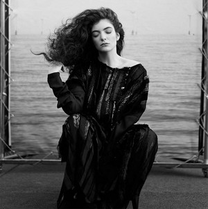  Lorde outtake from ELLE