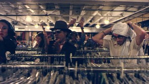  Macklemore - Thrift boutique {Music Video}