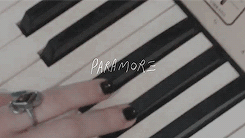  Paramore ★