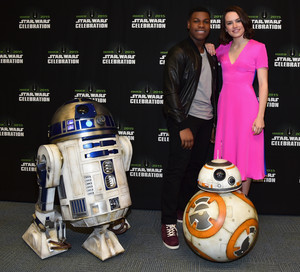 R2D2 BB-8 John Boyega and Daisy Ridley at The Star Wars Celebration