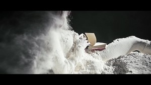  Skillet- Not Gonna Die {Music Video}