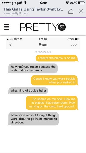  girl using taylor तत्पर, तेज, स्विफ्ट lyrics to flirt