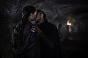 5x04- Sons of the Harpy