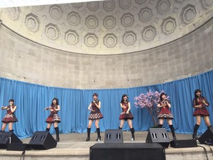  Akb48 in New York for Japon jour