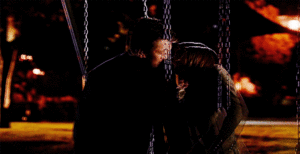 Castle and  Beckett kiss-7x23