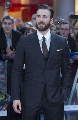  Chris Evans aka Captain America at Red Carpet at Avengers Age of Ultron UK Premiere