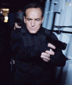  Coulson in 2x19