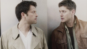 Dean and Castiel 7x23 "Survival of the Fittest"